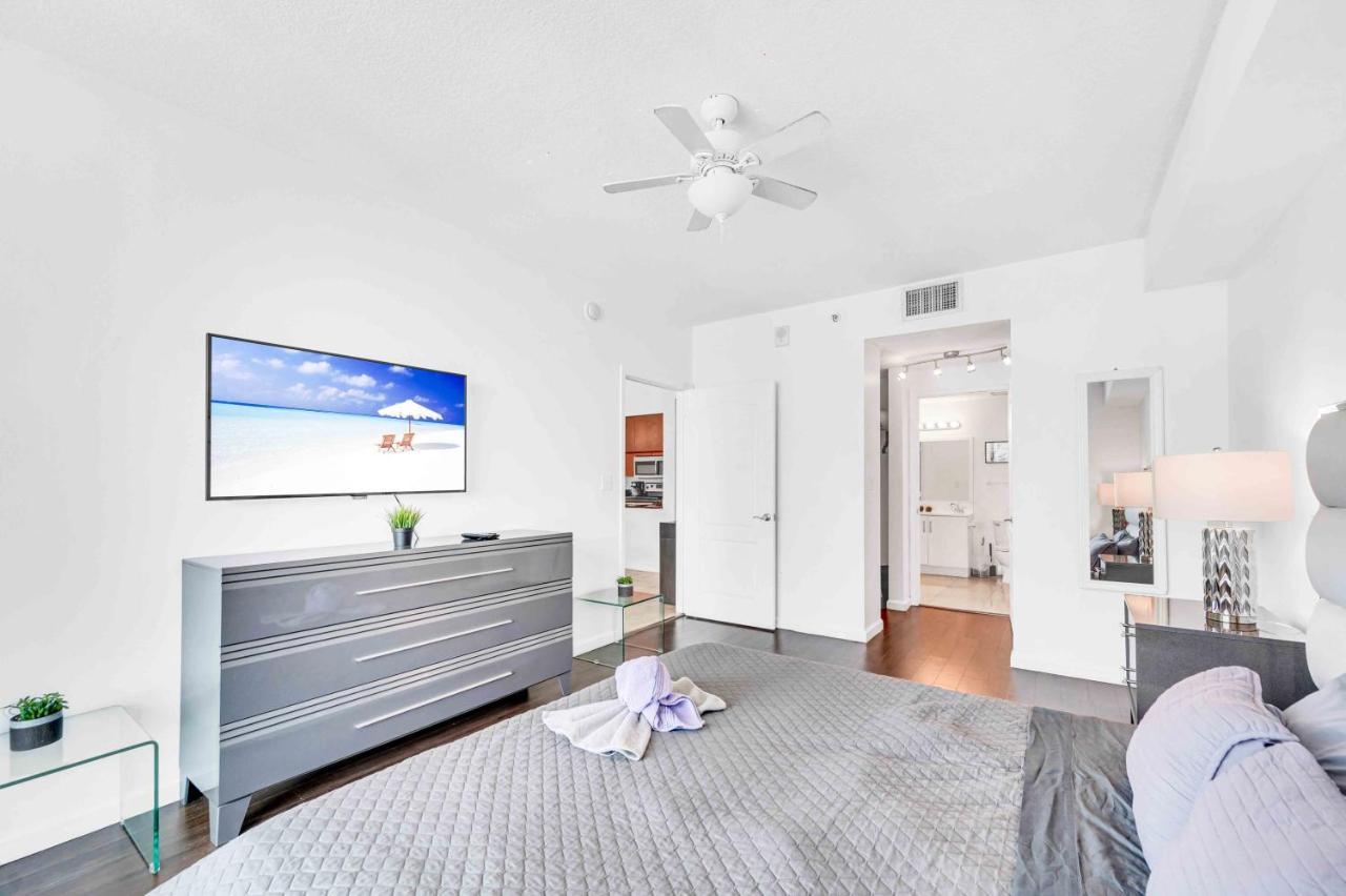 Апартаменты Modern 1 Bed In The Heart Of Brickell With Free Parking Майами Экстерьер фото